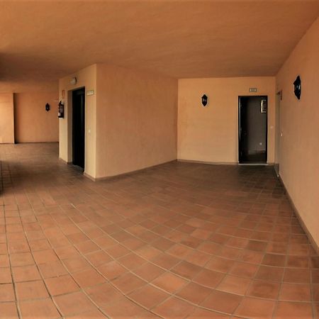 Apartment With 2 Bedrooms In Fuengirola, With Pool Access And Furnishe Exteriér fotografie